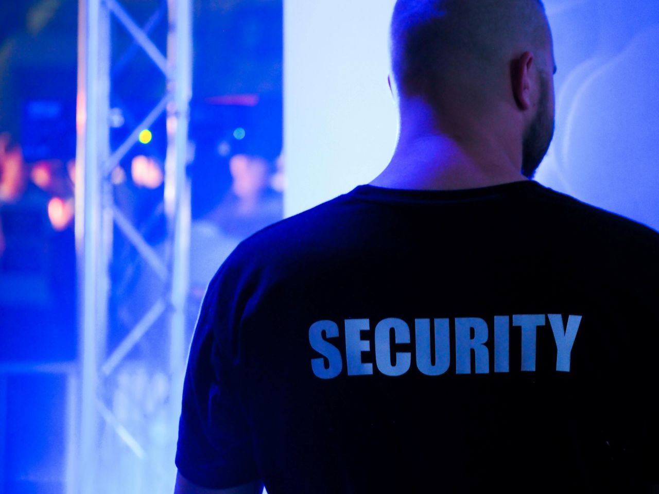 DIVISIONE SECURITY ACCOGLIENZA, RECEPTION E PORTIERATO